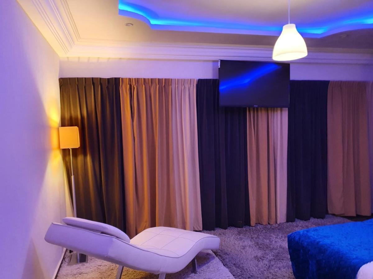 Residence Blue Hotel Thies Екстериор снимка